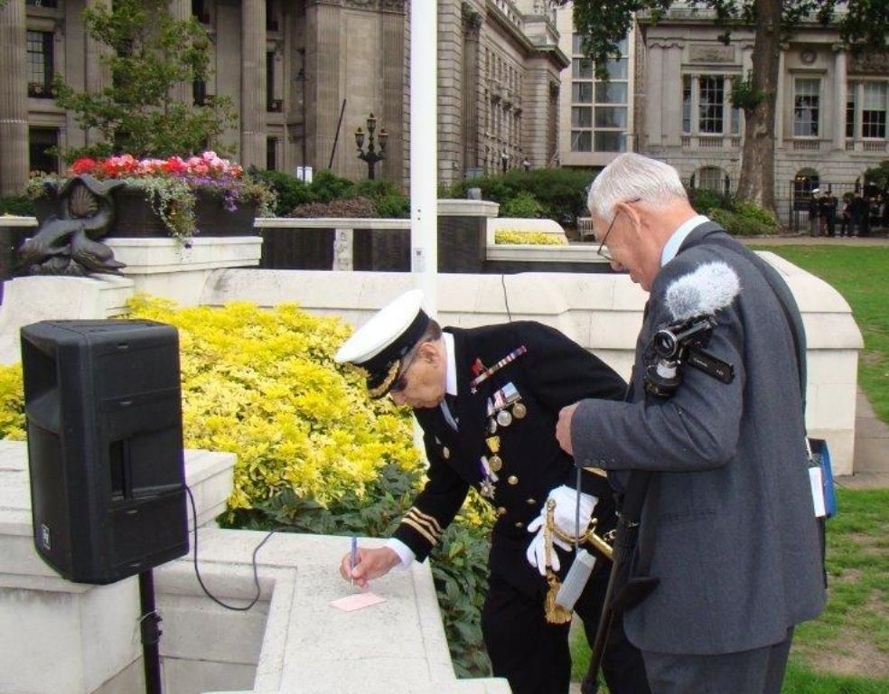 LtCdr James Wyatt & Don Edwards
