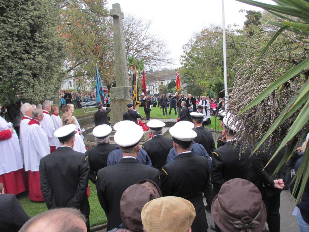 Falmouth
Ross Ferris lays wreath.
